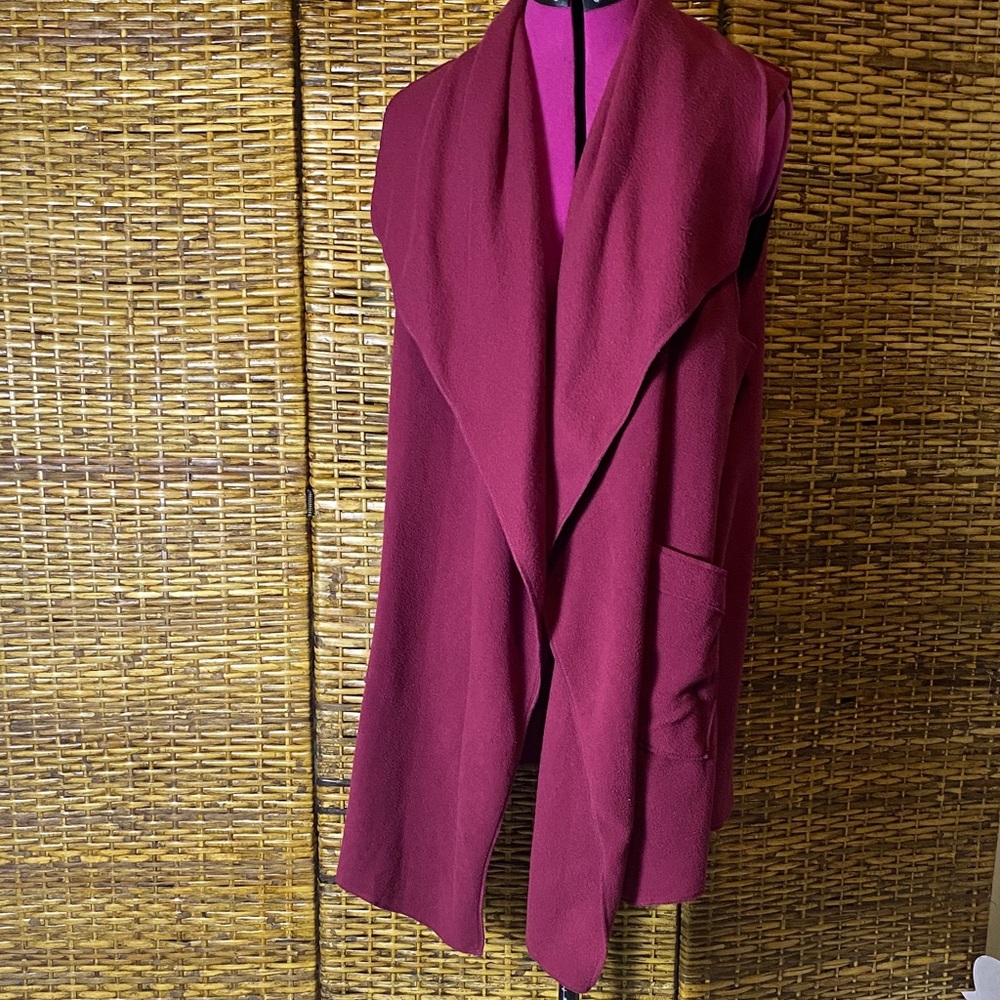 NWT Le Moda dark red wine, polar fleece waterfall vest one size